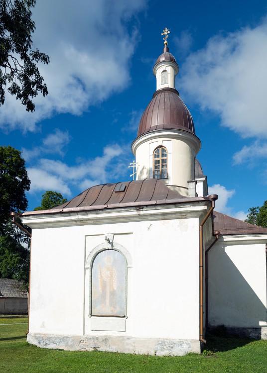 Церковь Николая Чудотворца, Курессааре (Сааремаа, Эстония). архитектурные детали, Восточный фасад.