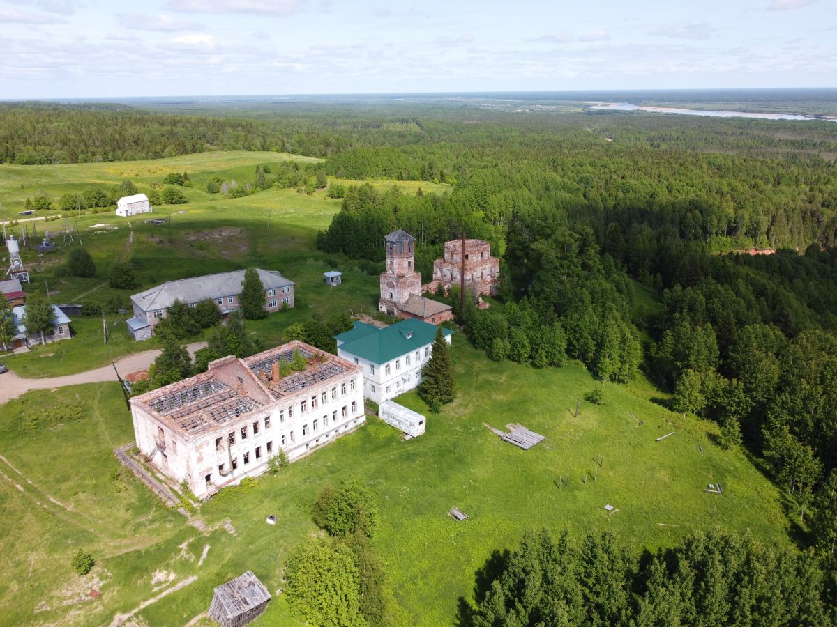 Красная Горка. Красногорский Богородицкий монастырь. фасады