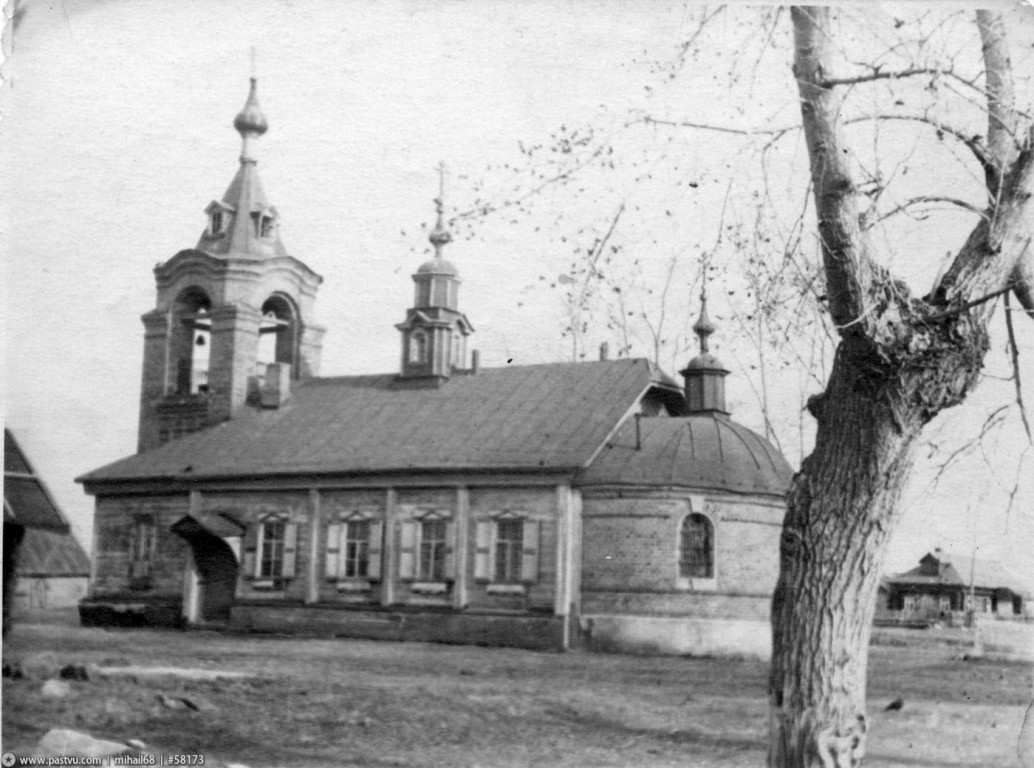 Лыткарино. Церковь Рождества Пресвятой Богородицы в Тураеве. архивная фотография, фото с сайта https://pastvu.com/p/58173