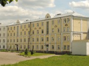 Николо-Угрешский монастырь. Церковь Василия Парийского, Новый братский корпус (1892 г.)<br>, Дзержинский, Люберецкий городской округ, гг. Лыткарино, Котельники, Московская область