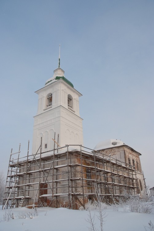 Церковь Николая Чудотворца, Гаврилково (Междуреченский район, Вологодская область). общий вид в ландшафте
