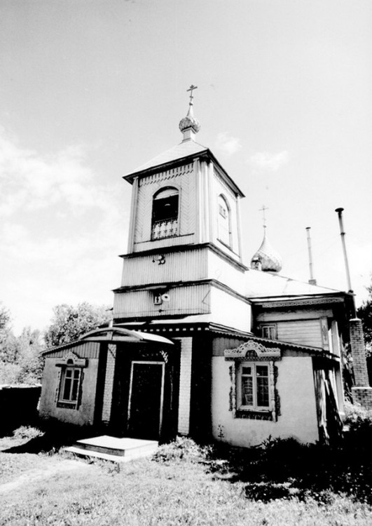 Дворищи. Церковь Рождества Пресвятой Богородицы. архивная фотография, Богородице-Рождественская церковь,с.Дворищи. Фото 2002 г.(Костромской муниципальный район).