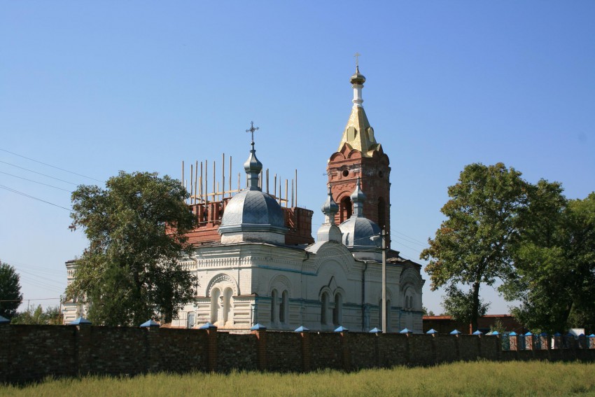 Церковь Илии Пророка, Дондуковская (Гиагинский район, Республика Адыгея). общий вид в ландшафте