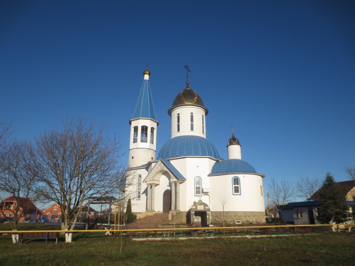 Церковь Успения Пресвятой Богородицы, Гавердовский (Майкоп, город, Республика Адыгея). фасады