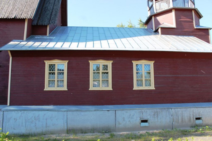 Церковь Покрова Пресвятой Богородицы, Новодвинск (Новодвинск, город, Архангельская область). архитектурные детали, Средняя часть, вид с севера