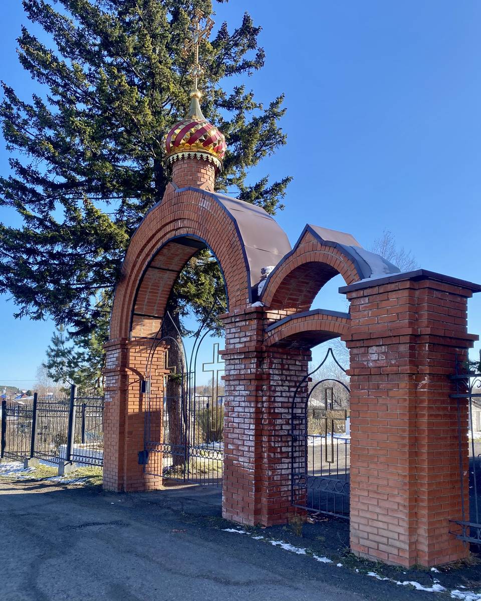 Входная группа, дополнительная информация. Церковь Илии Пророка (новая), Тайга (Тайга, город, Кемеровская область)