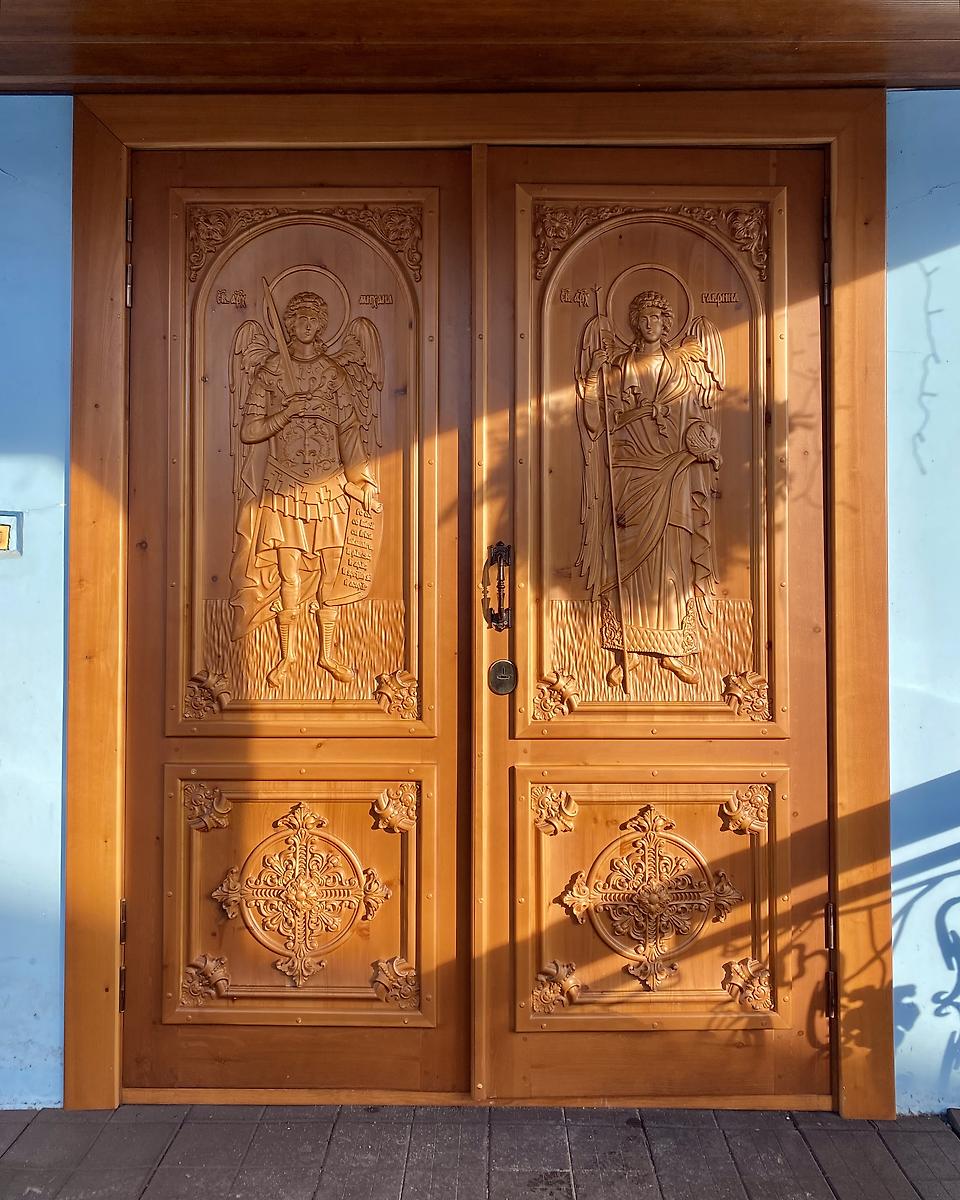 Двери в храм, дополнительная информация. Церковь Покрова Пресвятой Богородицы, Калтан (Калтан, город, Кемеровская область)