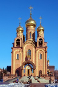 Осинники. Церковь Троицы Живоначальной