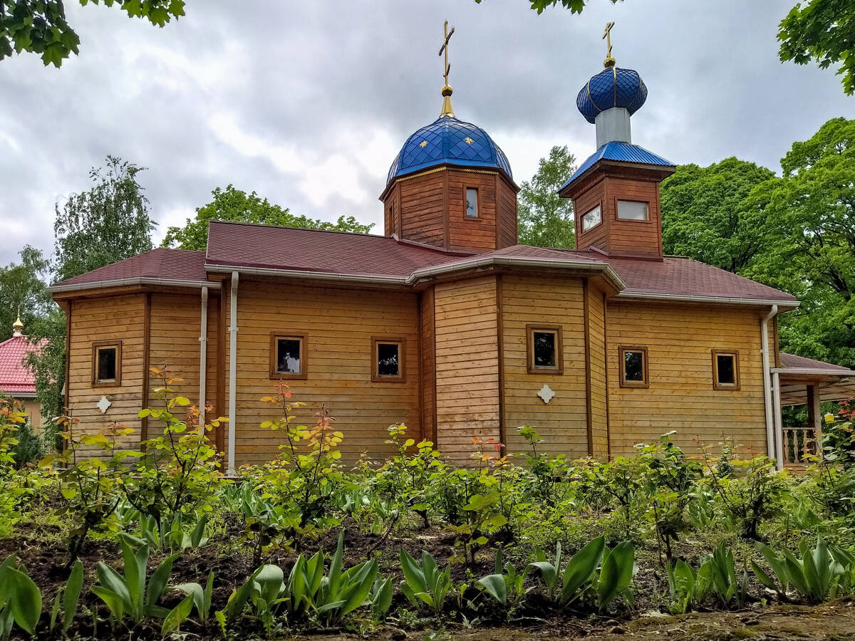 Михаило-Афонская Закубанская пустынь. Церковь Успения Пресвятой Богородицы, Победа (Майкопский район, Республика Адыгея). фасады