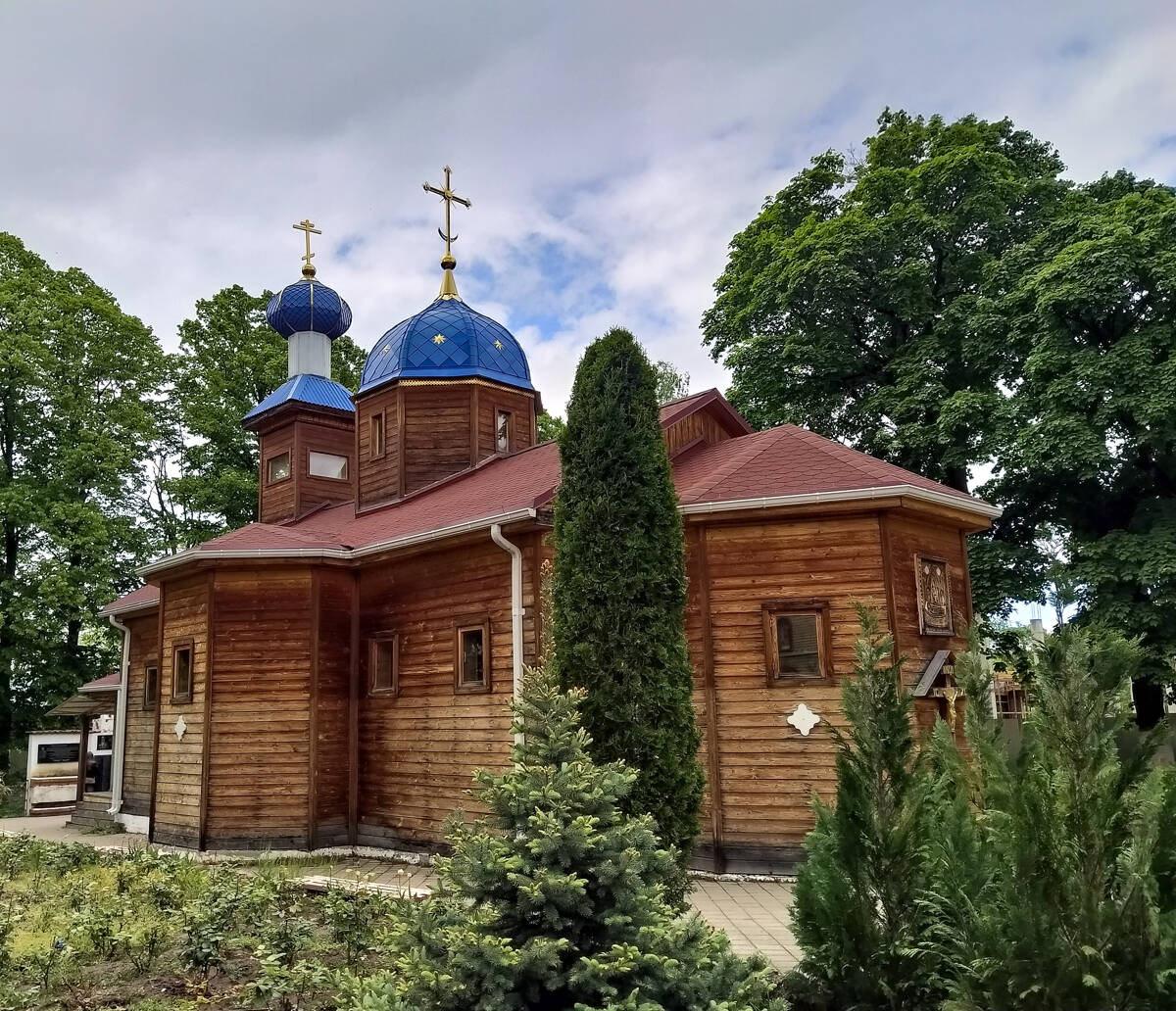 Михаило-Афонская Закубанская пустынь. Церковь Успения Пресвятой Богородицы, Победа (Майкопский район, Республика Адыгея). фасады