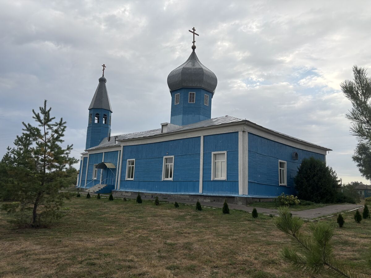 Церковь Михаила Архангела, Самойловка (Самойловский район, Саратовская область). общий вид в ландшафте
