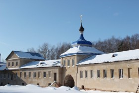 Некрасовское. Николо-Бабаевский монастырь. Церковь Успения Пресвятой Богородицы