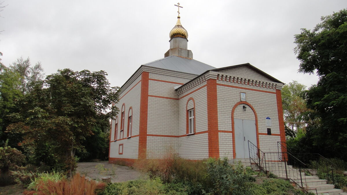 Церковь Михаила Архангела, Казачка (Калининский район, Саратовская область). общий вид в ландшафте