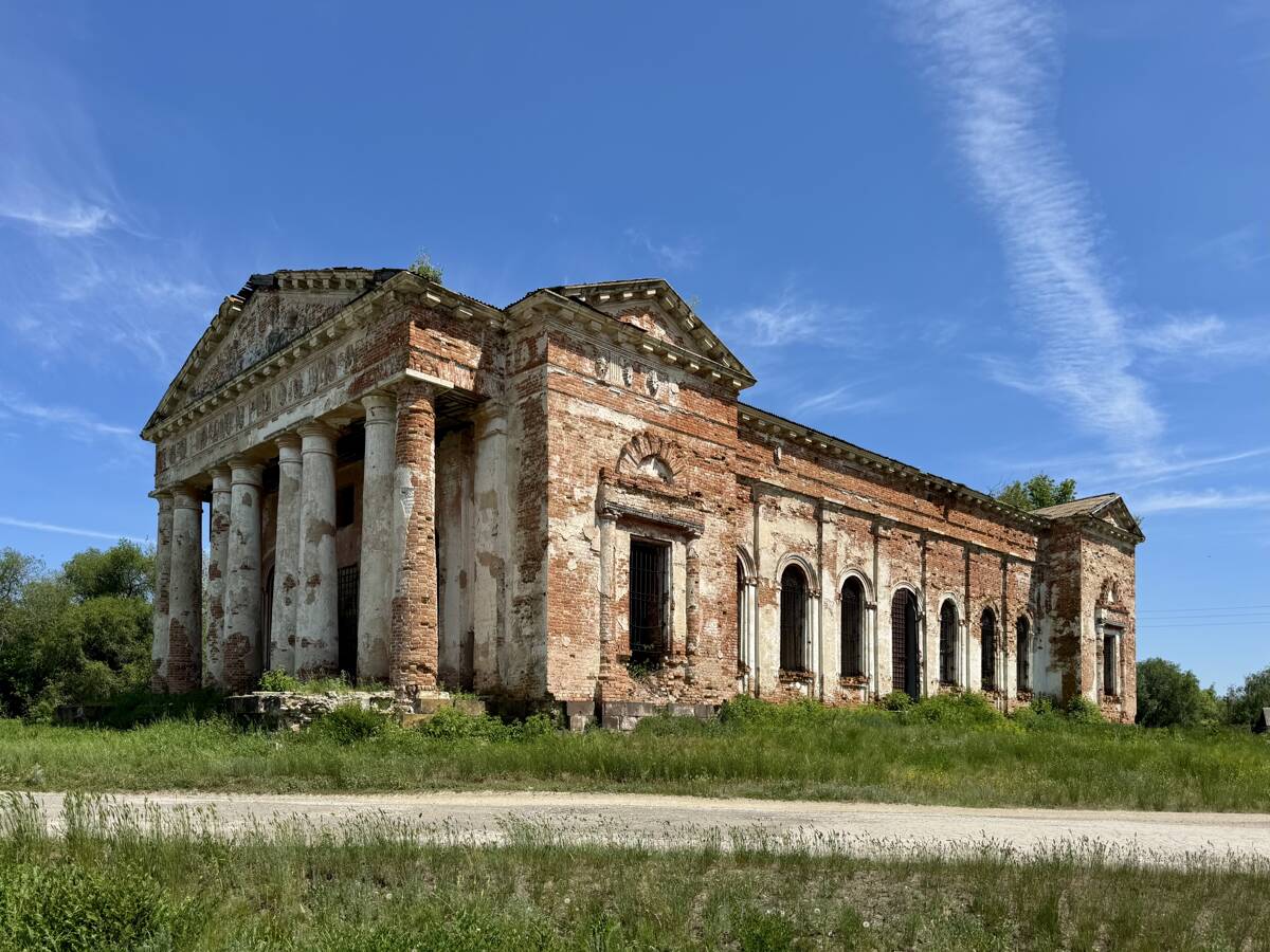 Церковь Покрова Пресвятой Богородицы (старая), Ключи (Мордовский Ключ) (Вольский район, Саратовская область). фасады, Вид с запада