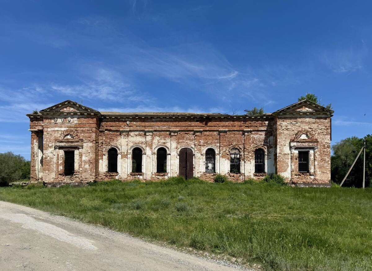 Церковь Покрова Пресвятой Богородицы (старая), Ключи (Мордовский Ключ) (Вольский район, Саратовская область). фасады, Вид с юго-запада