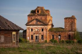 Утёсовка. Церковь Михаила Архангела
