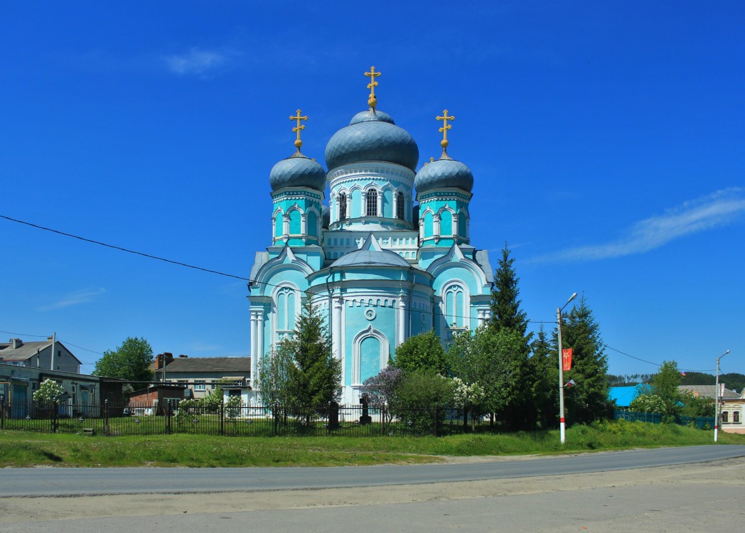 Базарный Сызган. Церковь Димитрия Солунского. фасады