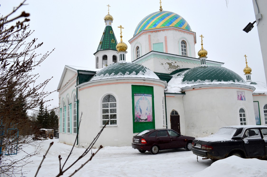 Барыш. Кафедральный собор Троицы Живоначальной. фасады