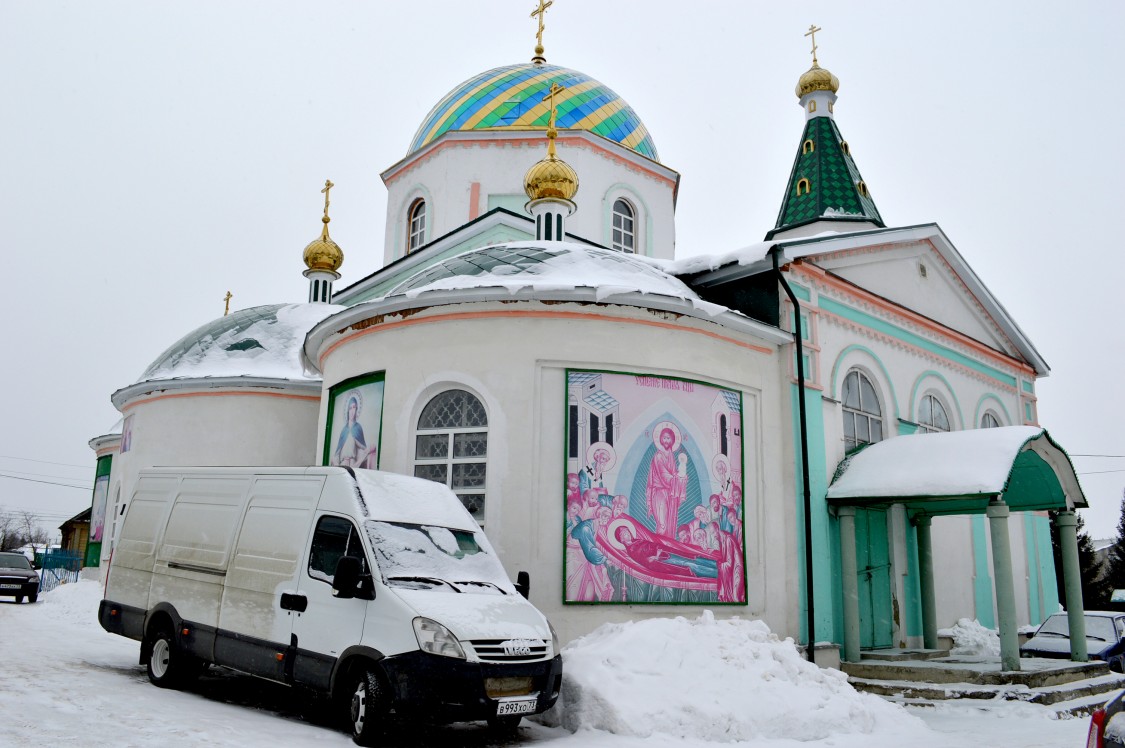 Кафедральный собор Троицы Живоначальной, Барыш (Барышский район, Ульяновская область). фасады