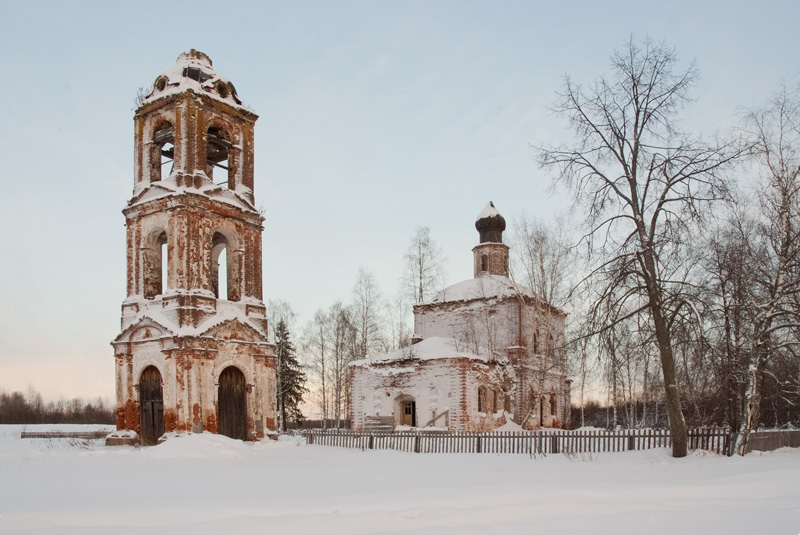 Никольское ярославская. Никольское Ярославская область храм. Никольское Ярославская область Вознесенская Церковь. Церкви Пошехонского района Ярославской области. Село Никольское Пошехонский район.