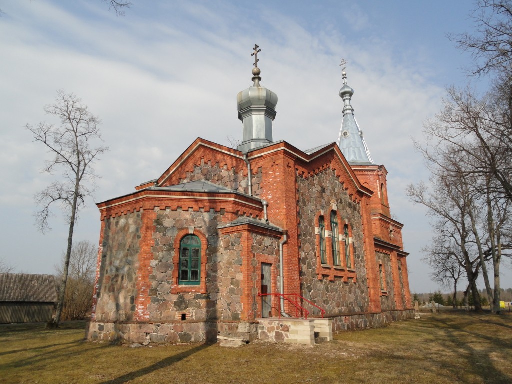 Церковь Иоанна Предтечи, Велисе (Рапламаа, Эстония). фасады