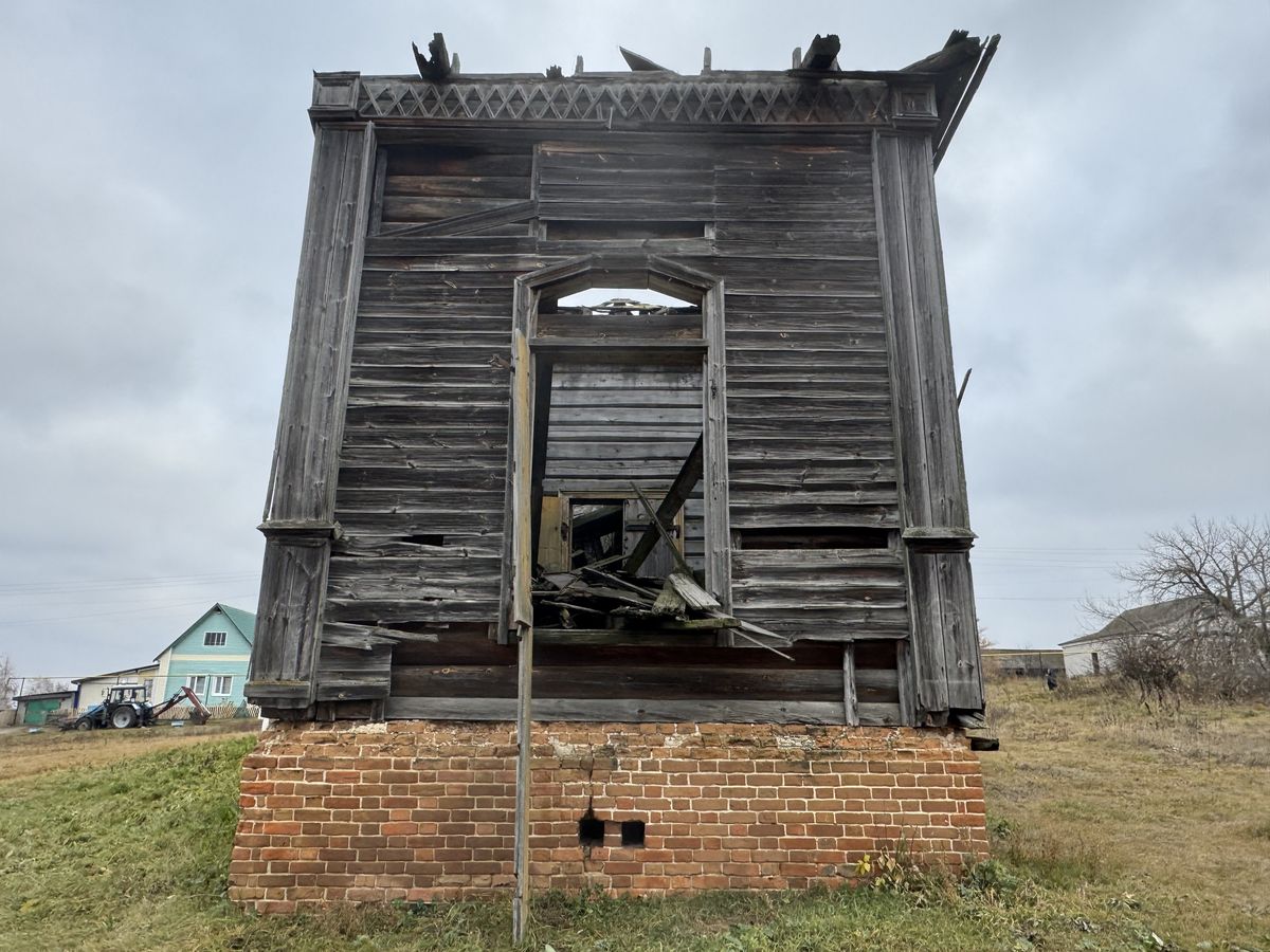 Церковь Николая Чудотворца, Смольково (Барышский район, Ульяновская область). фасады, Вид на центральный вход