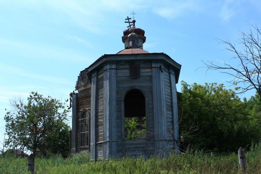 Кашинка. Церковь Троицы Живоначальной (старая). фасады, Вид с востока