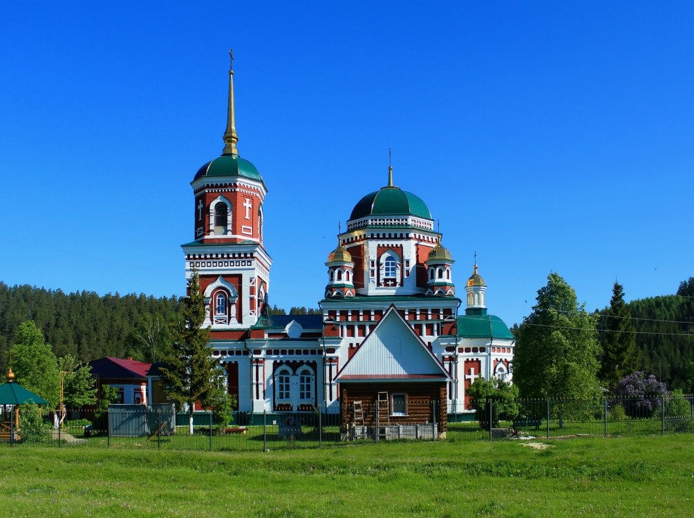 Церковь Николая Чудотворца (летняя), Новая Ханинеевка (Барышский район, Ульяновская область). фасады