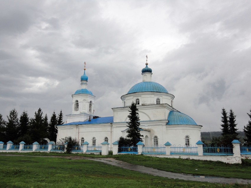 Церковь Покрова Пресвятой Богородицы, Малая Хомутерь (Барышский район, Ульяновская область). фасады