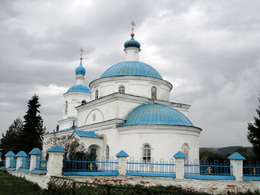 Церковь Покрова Пресвятой Богородицы, Малая Хомутерь (Барышский район, Ульяновская область). фасады