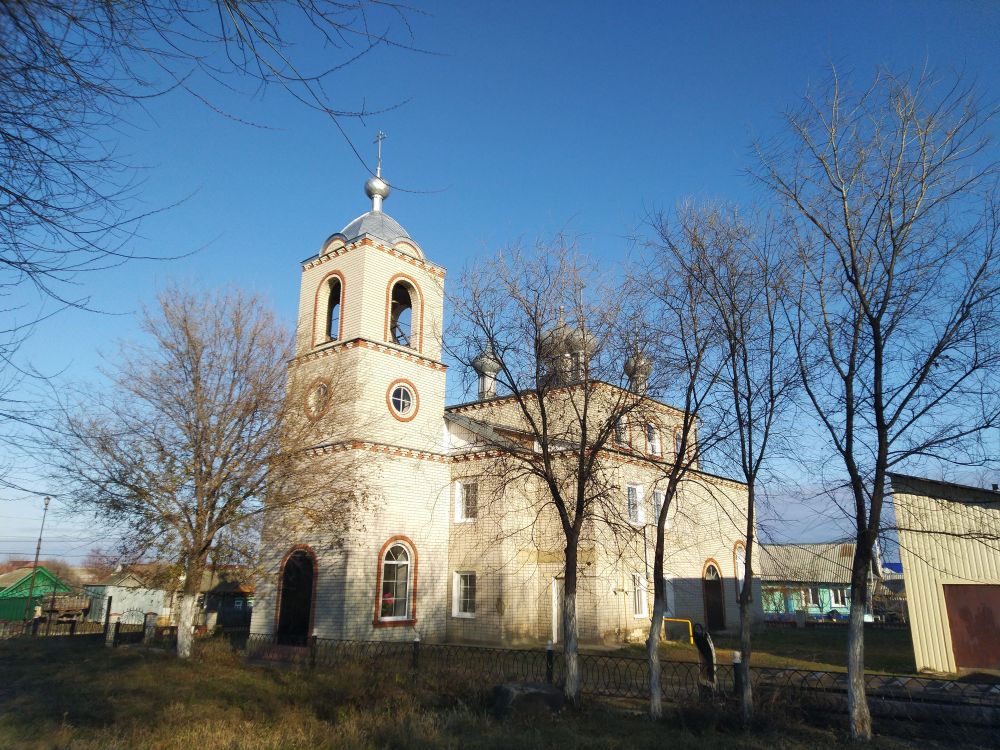 Церковь Михаила Архангела (новая), Баевка (Николаевский район, Ульяновская область). фасады