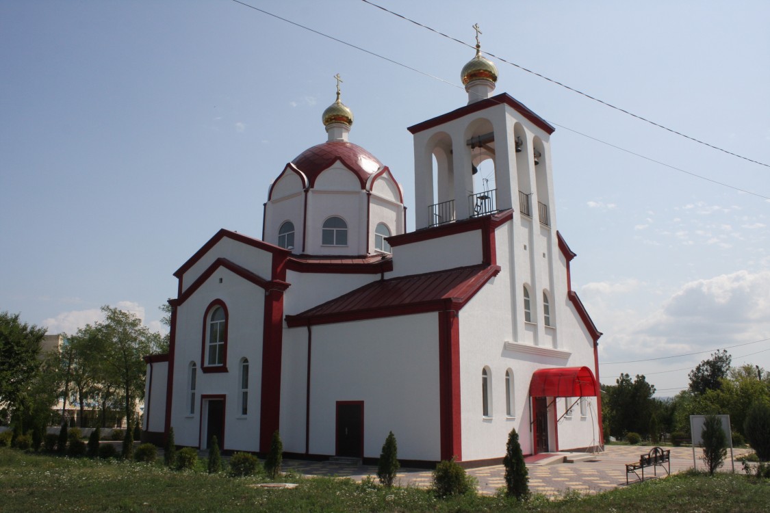 Натухаевская. Церковь Георгия Победоносца. фасады