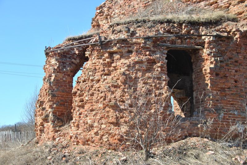 Церковь Покрова Пресвятой Богородицы, Покровское-Луговка (Воловский район, Тульская область). архитектурные детали