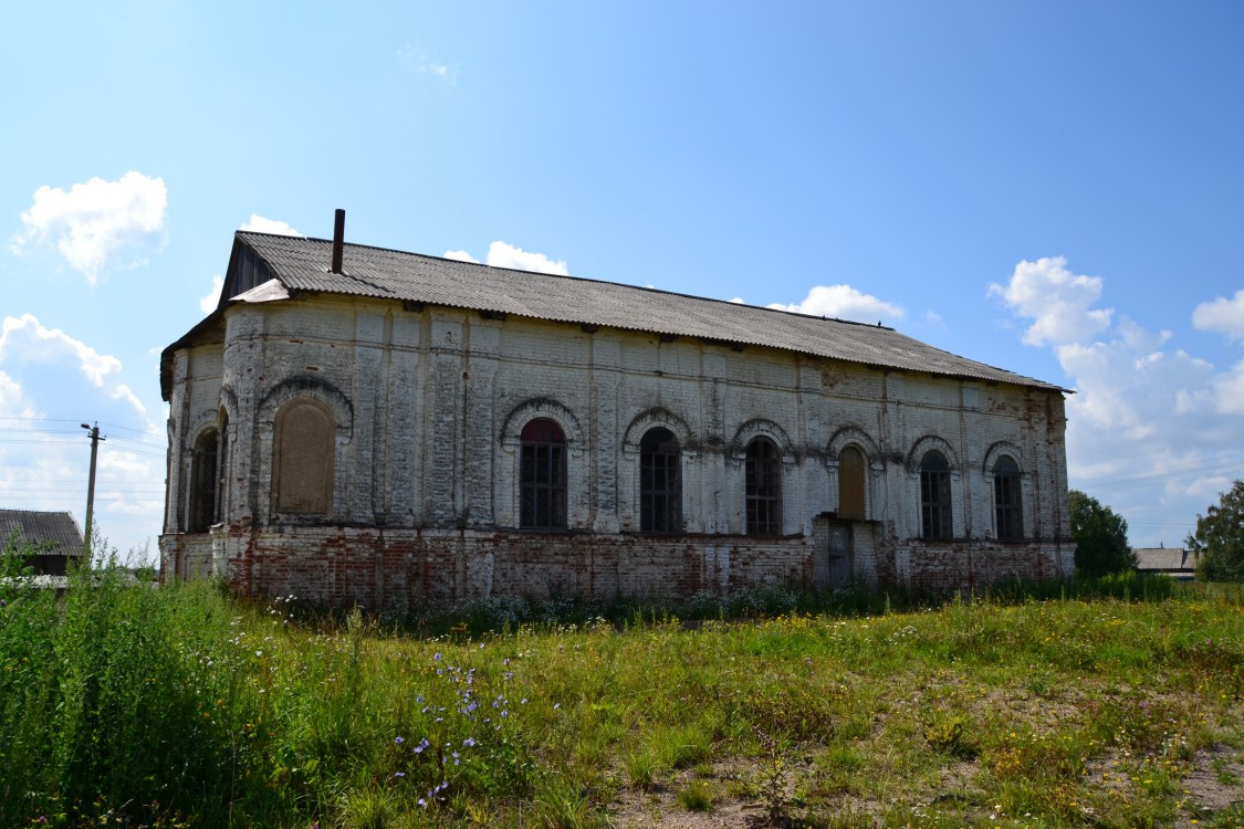Воскресенское (Пунема). Церковь Александра Невского. фасады