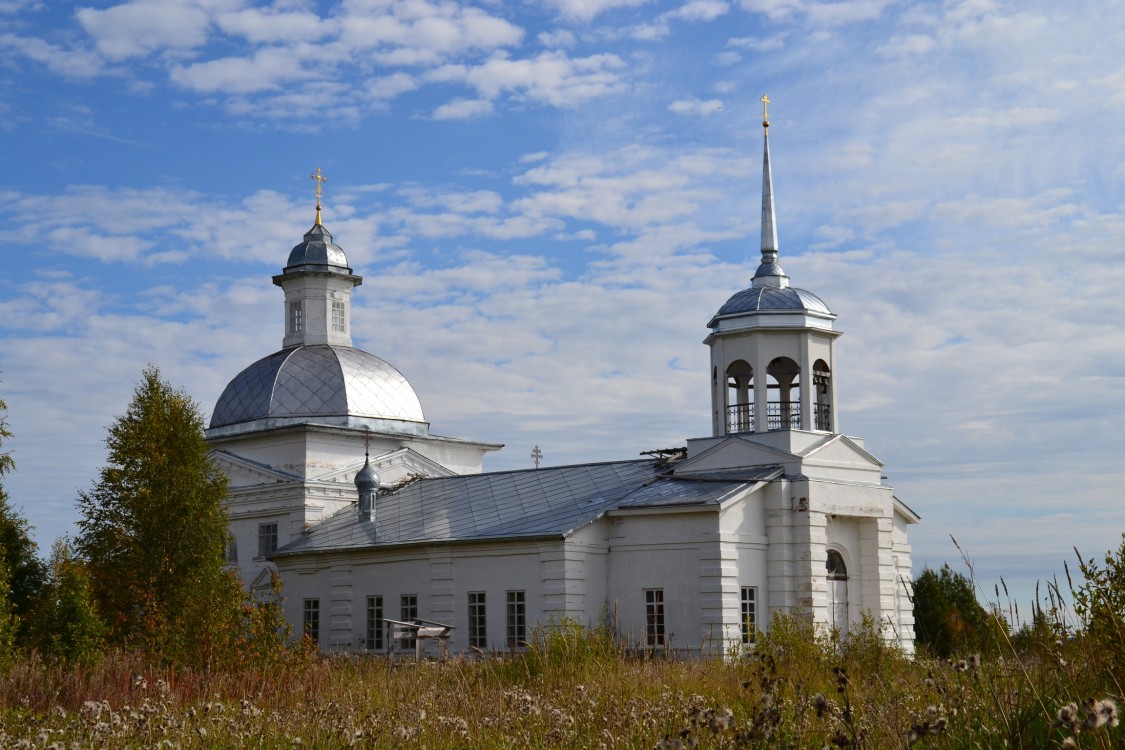 Огибалово. Церковь Воскресения Христова. фасады