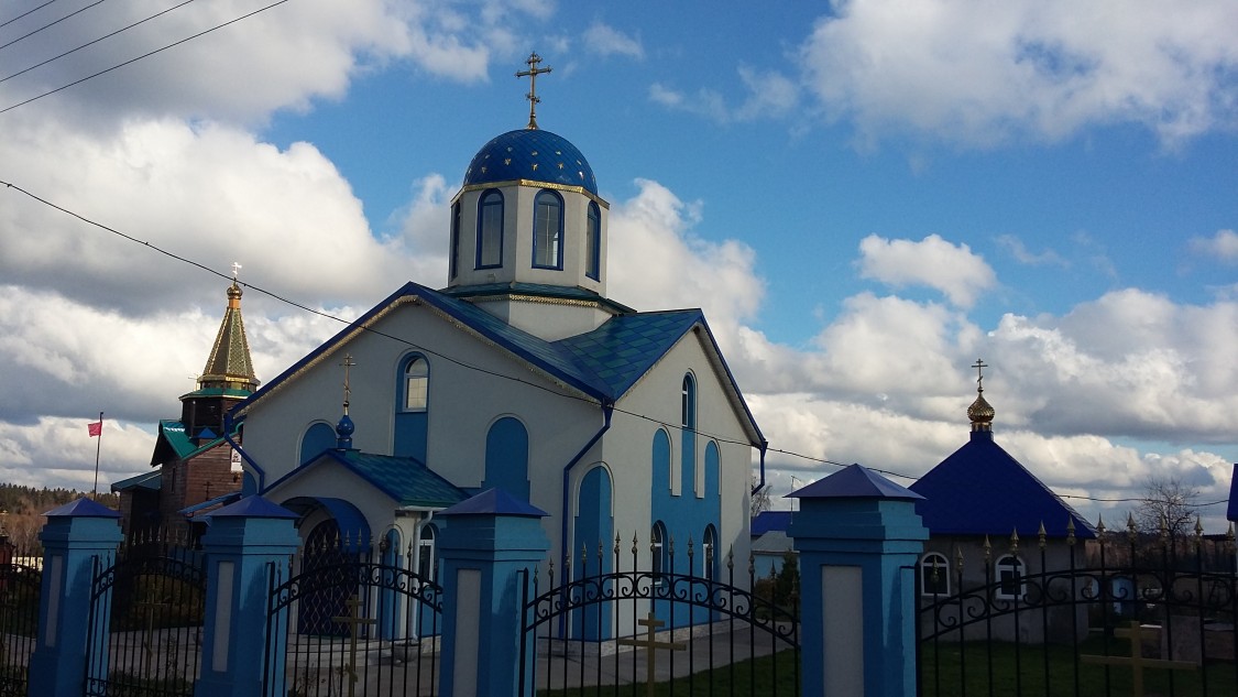 Церковь Почаевской иконы Божией Матери, Артёмово (Пушкинский район и гг. Ивантеевка, Королёв, Московская область). фасады