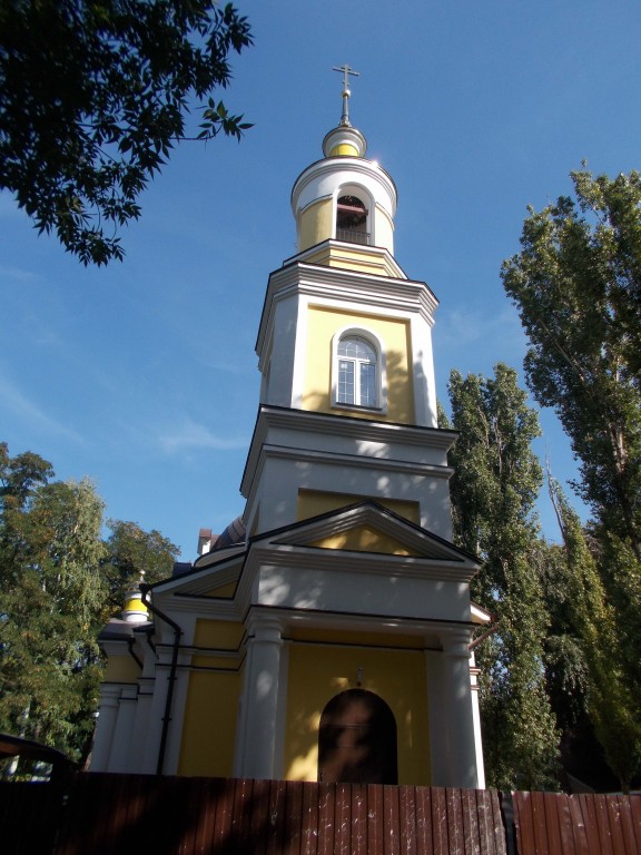 Церковь Илии Пророка на Ильинской площади (новая), Саратов (Саратов, город, Саратовская область). фасады