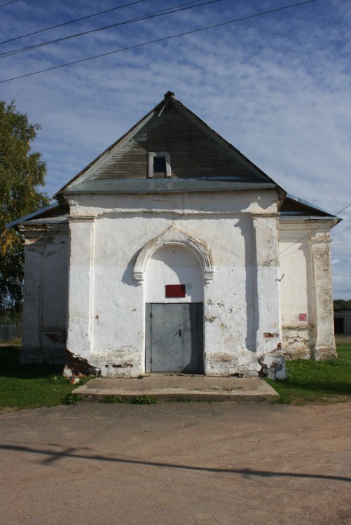 Церковь Димитрия Ростовского, Дрегли (Любытинский район, Новгородская область). фасады
