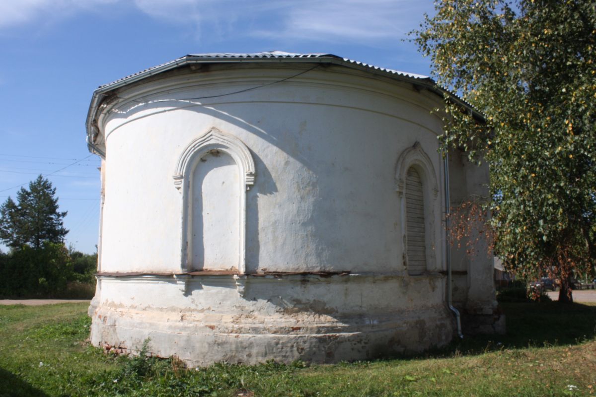 Церковь Димитрия Ростовского, Дрегли (Любытинский район, Новгородская область). архитектурные детали