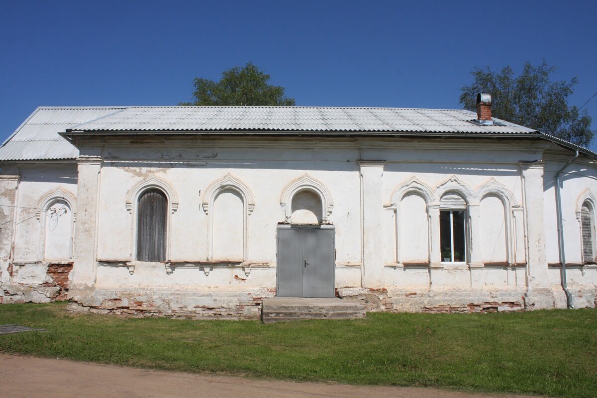 Церковь Димитрия Ростовского, Дрегли (Любытинский район, Новгородская область). фасады