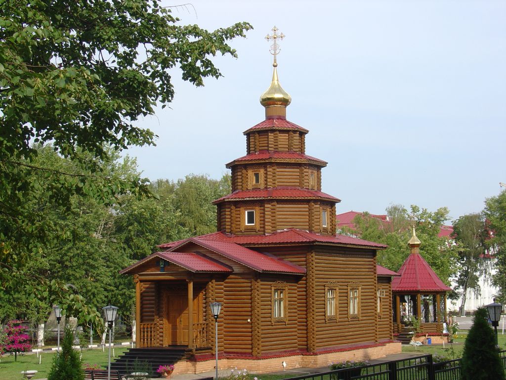 Новогорск. Церковь Покрова Пресвятой Богородицы при академии МЧС. фасады