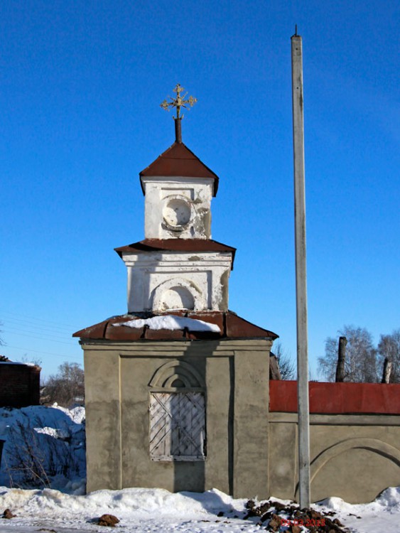 Неизвестная часовня, Долгомостьево (Луховицкий городской округ, Московская область). фасады