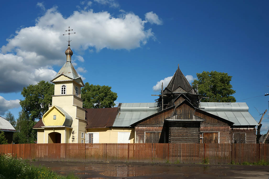 Няндома. Церковь Вениамина, Митрополита Петроградского. фасады