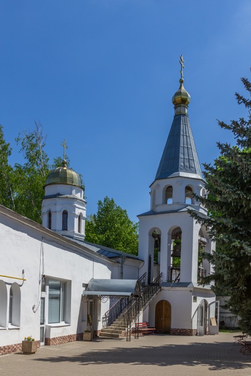 Новомосковск. Успенский мужской монастырь. Церковь Покрова Пресвятой Богородицы. фасады