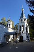 Новомосковск. Успенский мужской монастырь. Церковь Покрова Пресвятой Богородицы