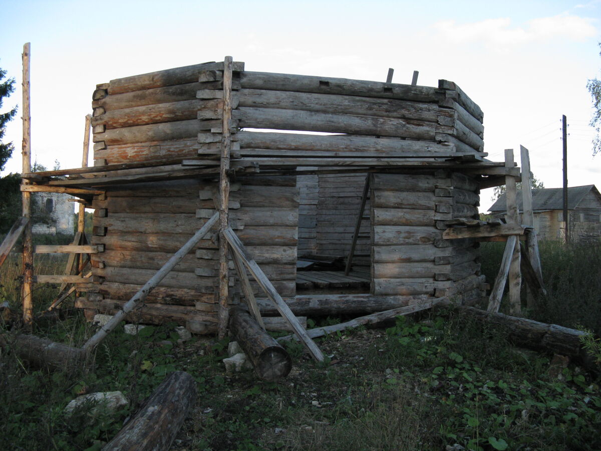 Неизвестная часовня, Семёновская (Троица) (Каргопольский район, Архангельская область). фасады