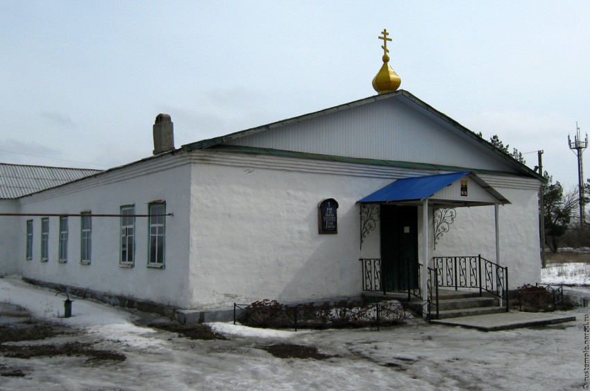 Церковь Космы и Дамиана, Пинеровка (Балашовский район, Саратовская область). фасады, Фото сайта: rustemple.narod.ru