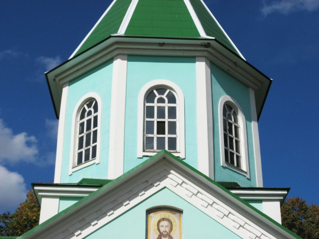 Монастырь Серафима Саровского. Церковь Серафима Саровского, Новомакарово (Грибановский район, Воронежская область). архитектурные детали, Восьмигранник главного объема церкви