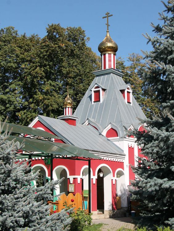 Монастырь Серафима Саровского. Церковь Царственных страстотерпцев, Новомакарово (Грибановский район, Воронежская область). фасады