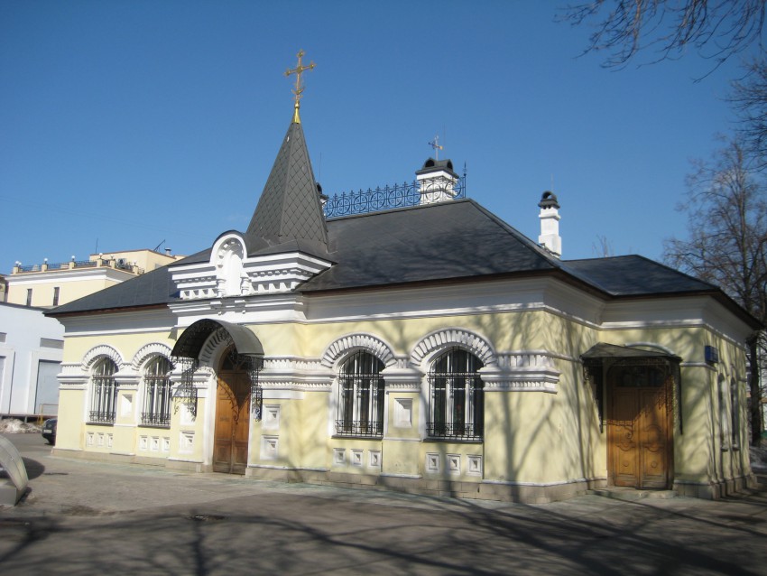 Церковь Воскресения Христова при НИИ скорой помощи имени Н.В. Склифосовского, Мещанский (Центральный административный округ (ЦАО), г. Москва). фасады